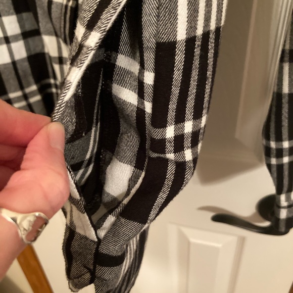 Women’s Flannel Shirt - Picture 3 of 5